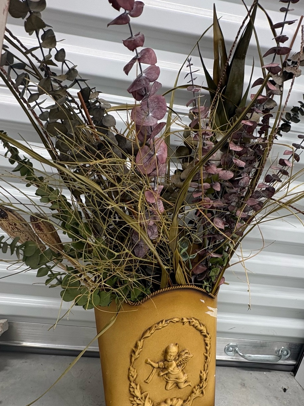 Rustic Gold Decorative Vase with Dried Floral Arrangement